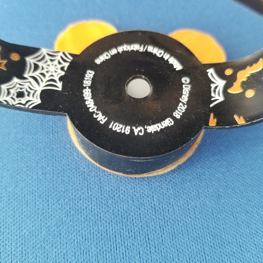Disney Mickey Pumpkin Halloween light up bracelets - Picture 6 of 16